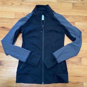 Ivivva Lululemon Jacket, fits 2, tagged girls 12